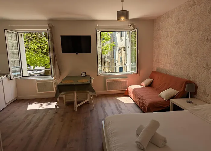 Studios Du Marche Au Bois